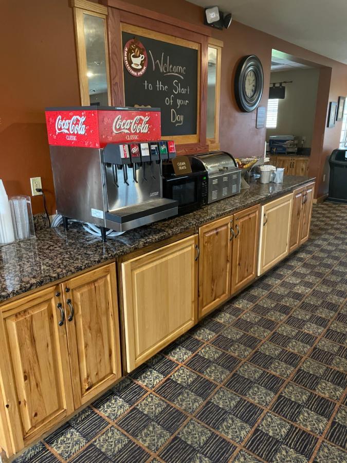 Americinn By Wyndham Fargo Medical Center מראה חיצוני תמונה